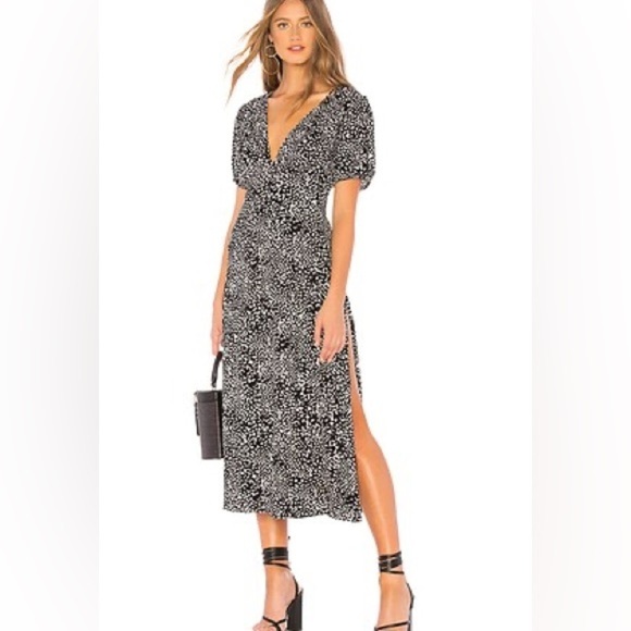 Free People Black White Looking for Love Short Sleeve Midi Dress Size 4 - Picture 1 of 12